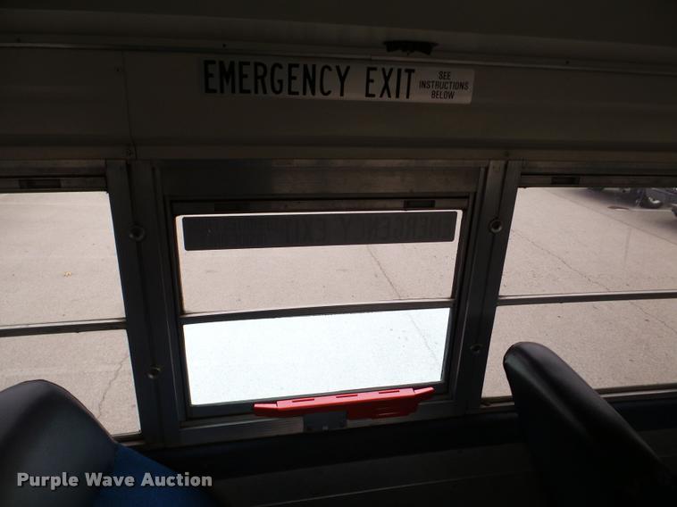 image for item DB2283 1994 Blue Bird TC2000 bus