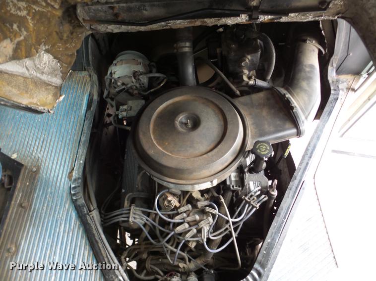 image for item DB2283 1994 Blue Bird TC2000 bus