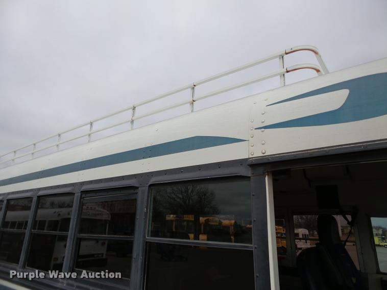 image for item DB2283 1994 Blue Bird TC2000 bus