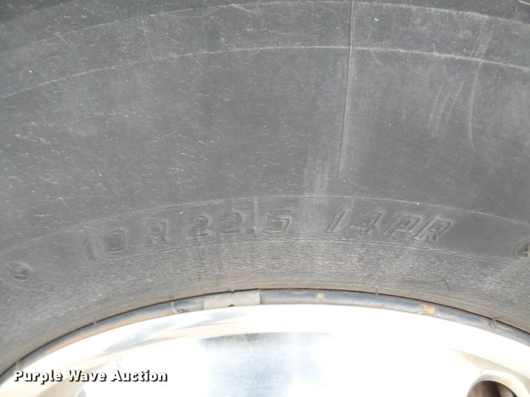 image for item DB2283 1994 Blue Bird TC2000 bus