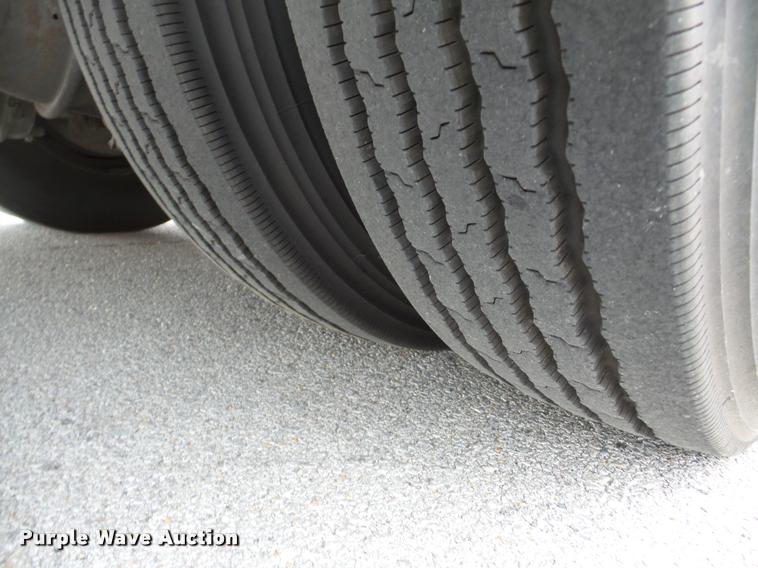 image for item DB2283 1994 Blue Bird TC2000 bus