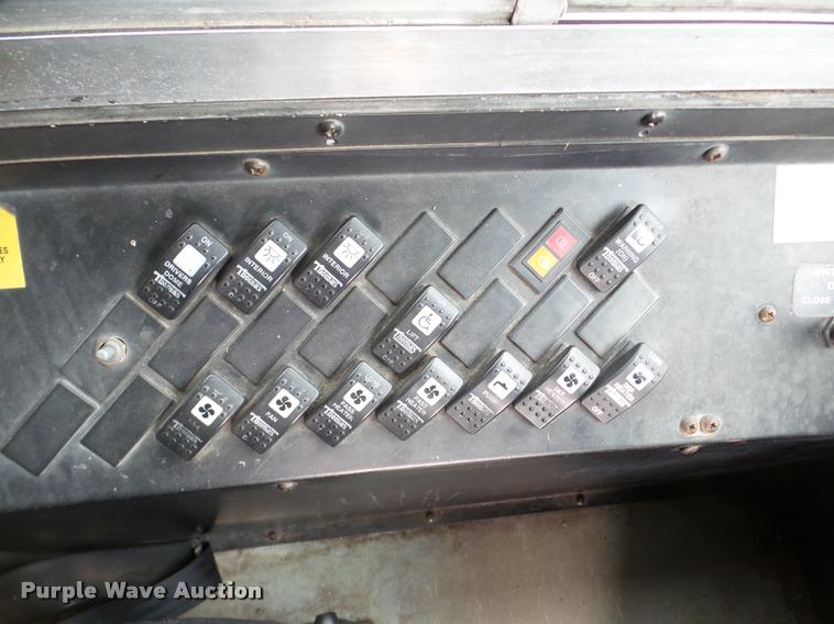 image for item DB2284 1998 Thomas Built Saf-T-Liner MVP ER bus