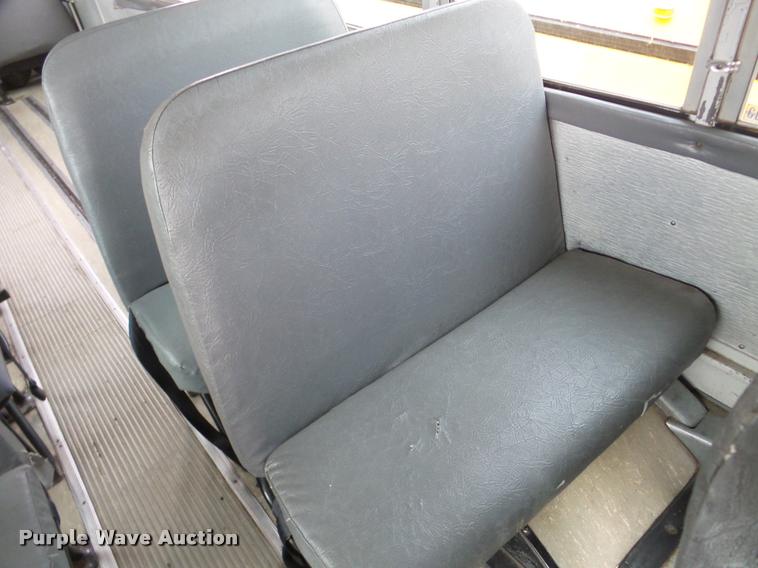 image for item DB2284 1998 Thomas Built Saf-T-Liner MVP ER bus