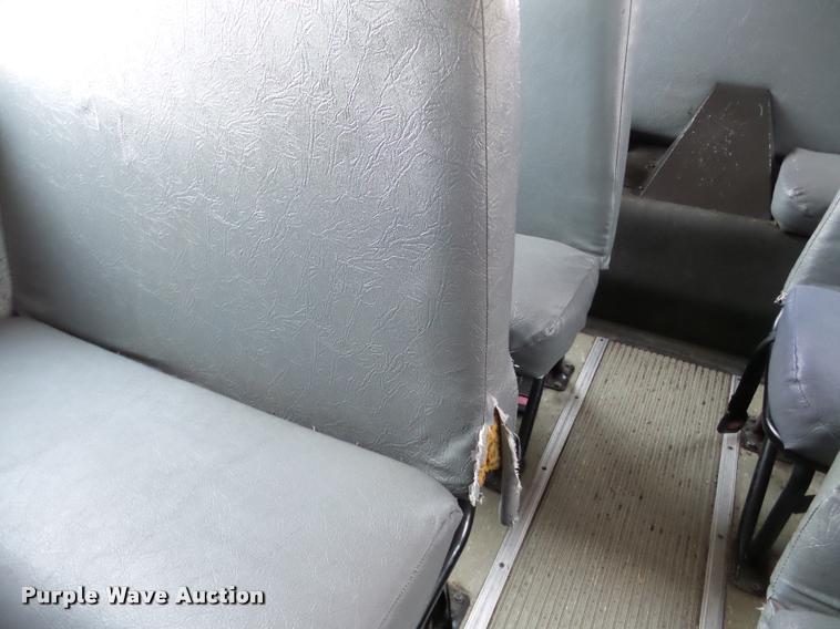 image for item DB2284 1998 Thomas Built Saf-T-Liner MVP ER bus