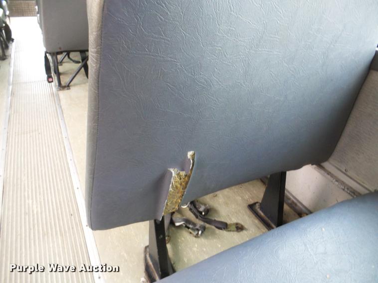 image for item DB2284 1998 Thomas Built Saf-T-Liner MVP ER bus