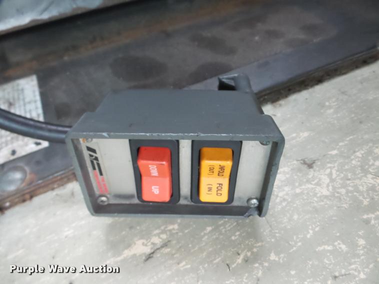 image for item DB2284 1998 Thomas Built Saf-T-Liner MVP ER bus