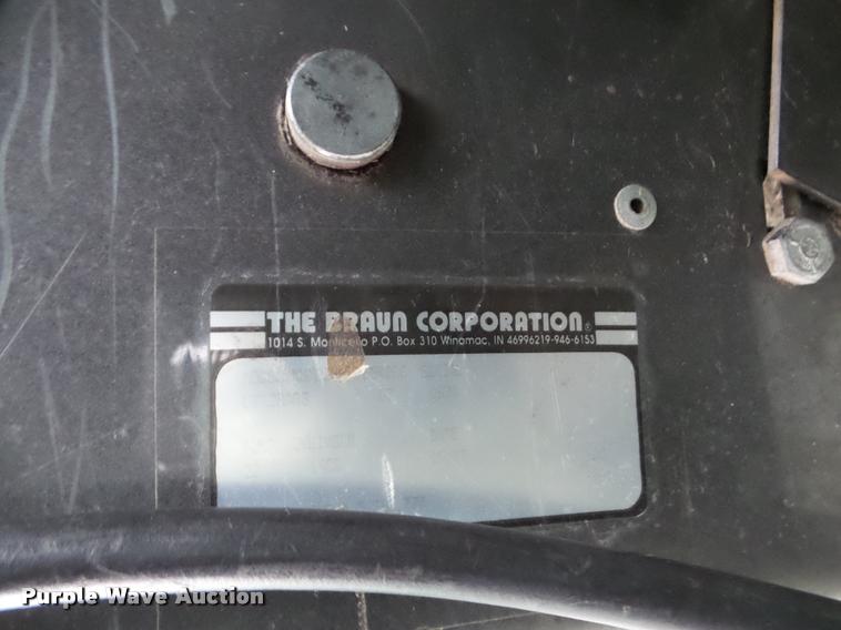 image for item DB2284 1998 Thomas Built Saf-T-Liner MVP ER bus