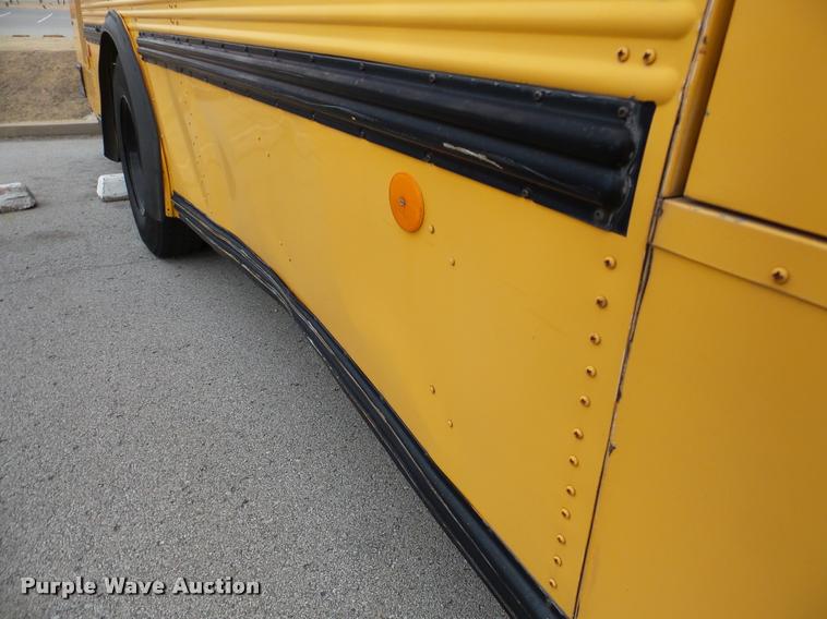 image for item DB2284 1998 Thomas Built Saf-T-Liner MVP ER bus