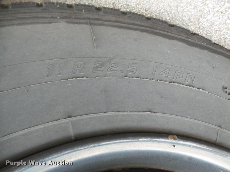 image for item DB2284 1998 Thomas Built Saf-T-Liner MVP ER bus