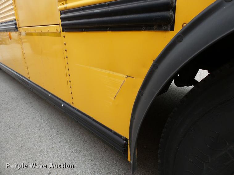 image for item DB2284 1998 Thomas Built Saf-T-Liner MVP ER bus