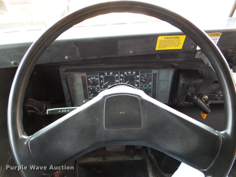 image for item DB2285 1998 International 3800 bus