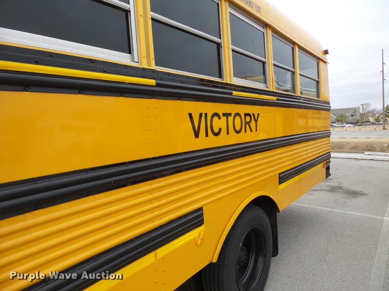 image for item DB2287 2000 Freightliner FS65 Thomas Built bus