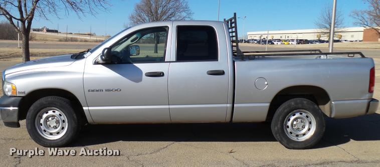 image for item DB2307 2005 Dodge Ram 1500 Quad Cab pickup truck