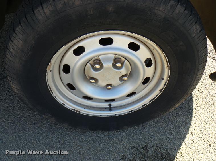 image for item DB2307 2005 Dodge Ram 1500 Quad Cab pickup truck