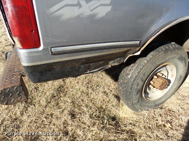 image for item DB2328 1994 Ford F250 HD SuperCab pickup truck