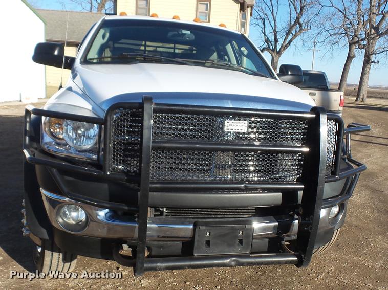 image for item DB2864 2008 Dodge Ram 4500 Laramie Quad Cab flatbed truck