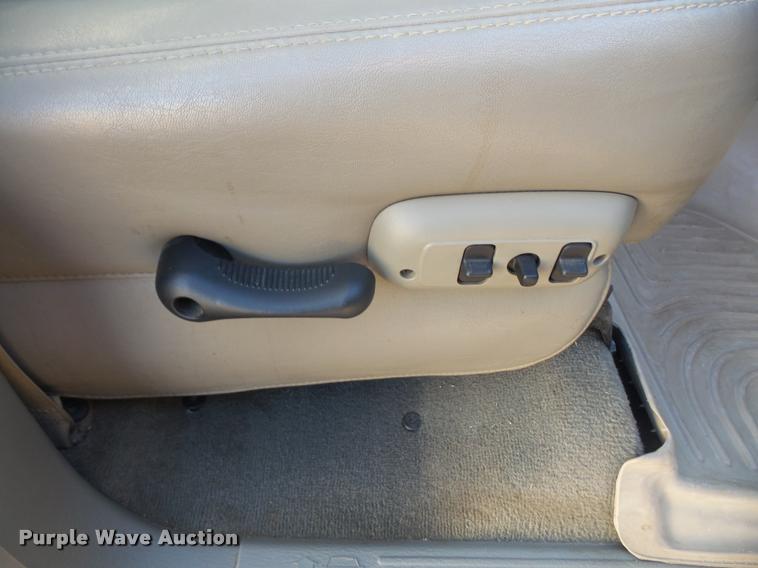 image for item DB2864 2008 Dodge Ram 4500 Laramie Quad Cab flatbed truck