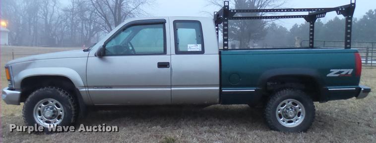 image for item DB2898 2000 Chevrolet 2500 Ext. Cab pickup truck