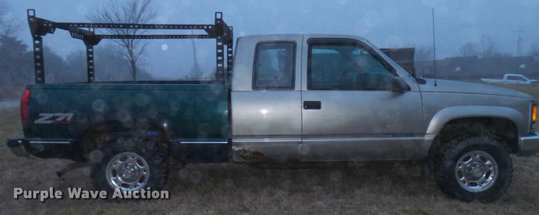 image for item DB2898 2000 Chevrolet 2500 Ext. Cab pickup truck