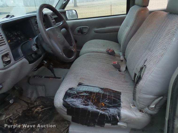 image for item DB2898 2000 Chevrolet 2500 Ext. Cab pickup truck