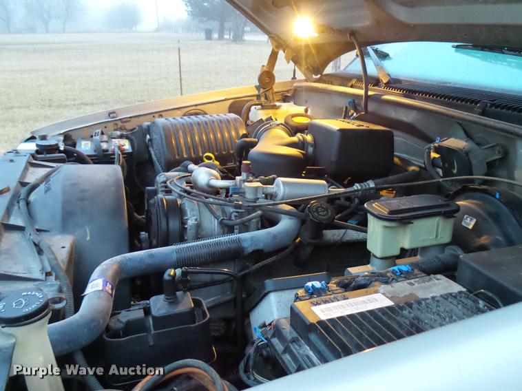 image for item DB2898 2000 Chevrolet 2500 Ext. Cab pickup truck