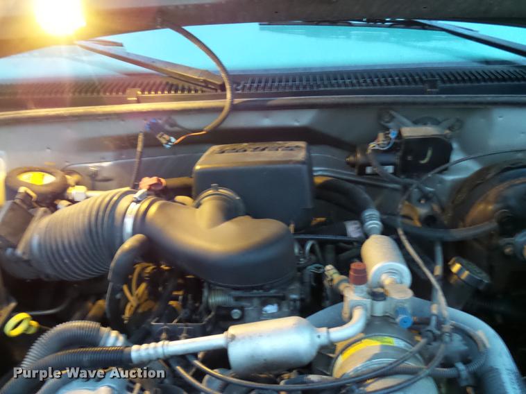 image for item DB2898 2000 Chevrolet 2500 Ext. Cab pickup truck