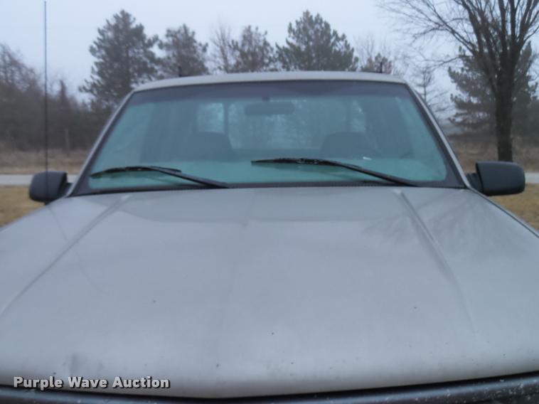 image for item DB2898 2000 Chevrolet 2500 Ext. Cab pickup truck