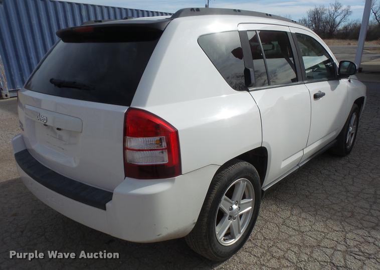 image for item DB2957 2007 Jeep Compass