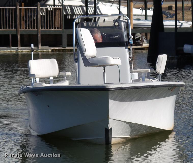 image for item DB4656 2015 Blazer Bay 2400 boat