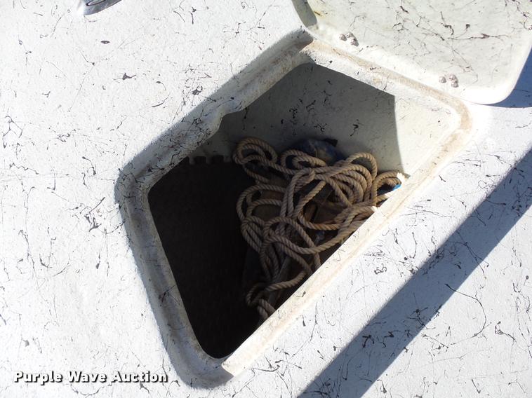 image for item DB4656 2015 Blazer Bay 2400 boat