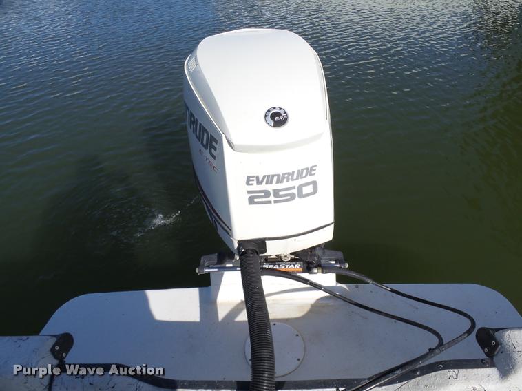 image for item DB4656 2015 Blazer Bay 2400 boat