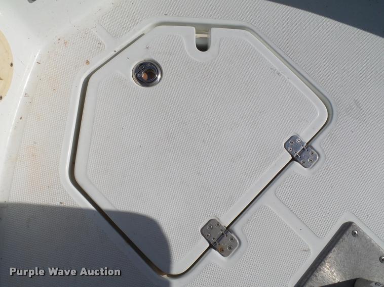 image for item DB4658 2004 Polar Dynasty 2010FB boat