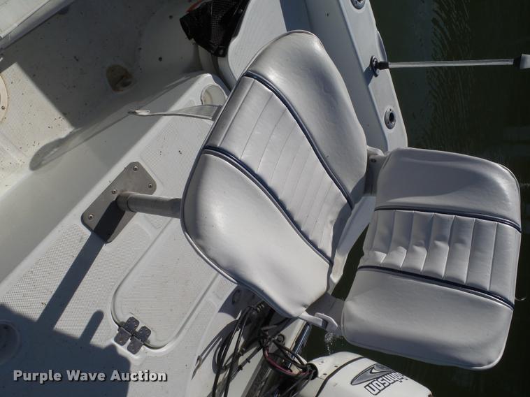 image for item DB4658 2004 Polar Dynasty 2010FB boat