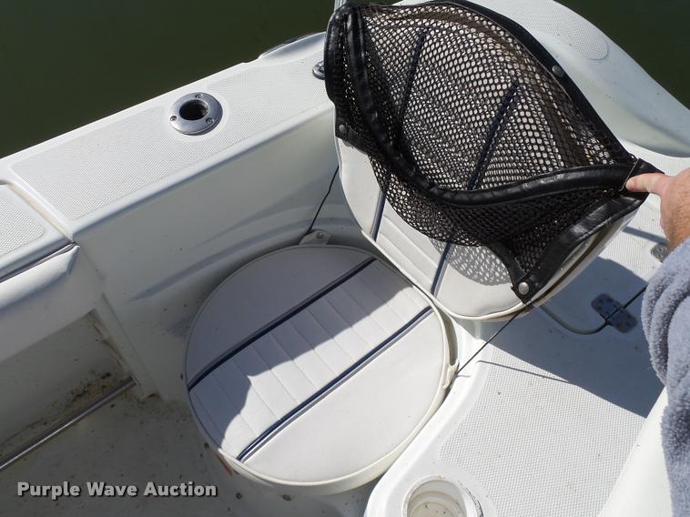 image for item DB4658 2004 Polar Dynasty 2010FB boat