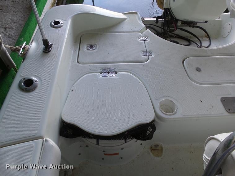 image for item DB4658 2004 Polar Dynasty 2010FB boat