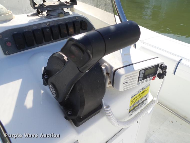 image for item DB4658 2004 Polar Dynasty 2010FB boat