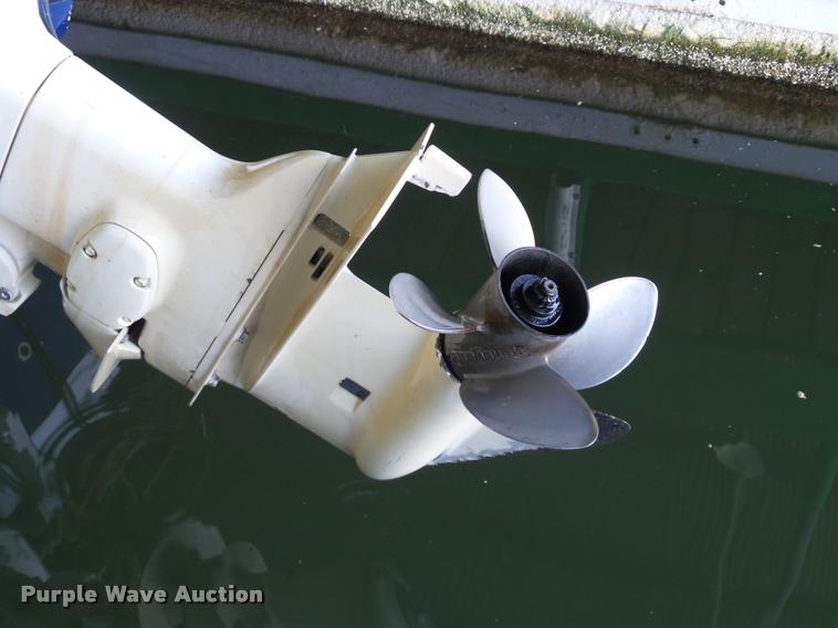 image for item DB4658 2004 Polar Dynasty 2010FB boat