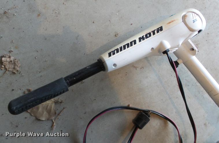 image for item DB4658 2004 Polar Dynasty 2010FB boat