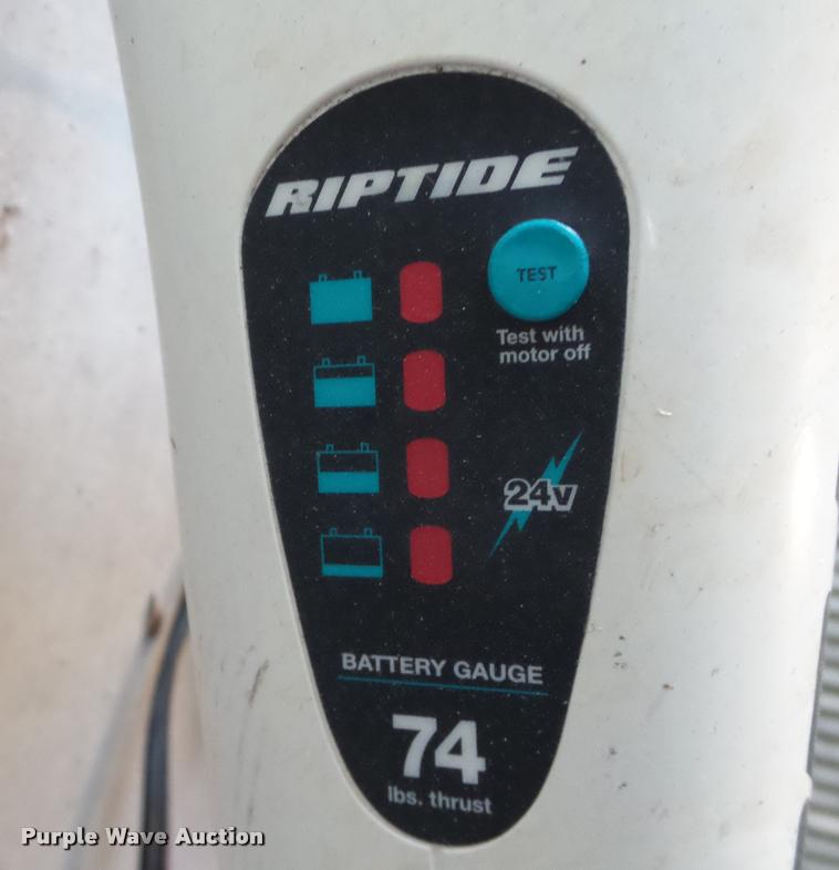 image for item DB4658 2004 Polar Dynasty 2010FB boat