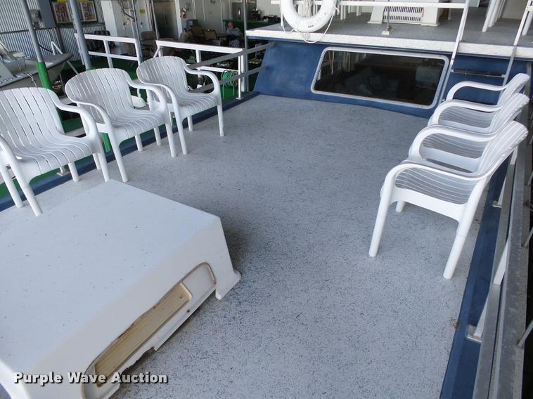 image for item DB4659 1983 Gibson house boat