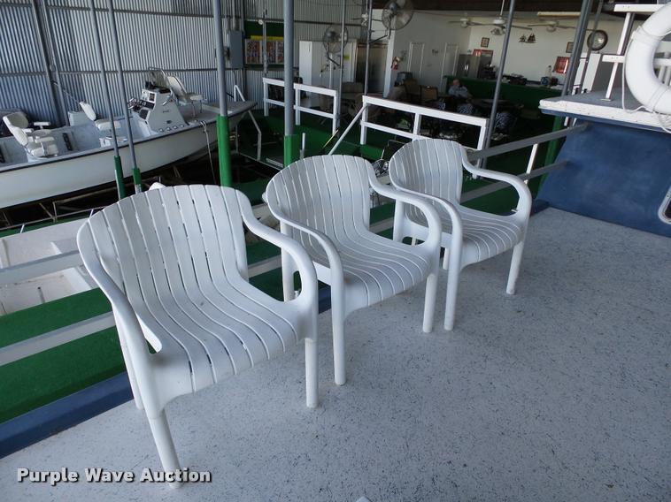 image for item DB4659 1983 Gibson house boat