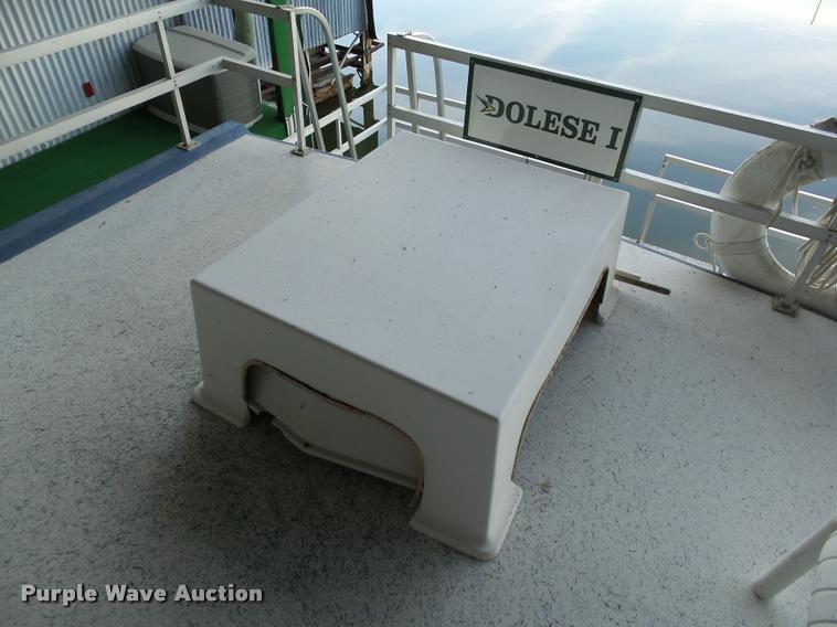 image for item DB4659 1983 Gibson house boat