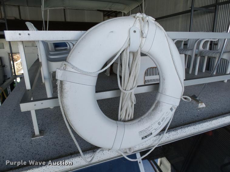 image for item DB4659 1983 Gibson house boat