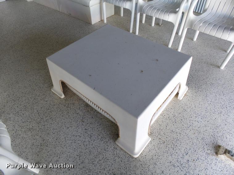 image for item DB4659 1983 Gibson house boat