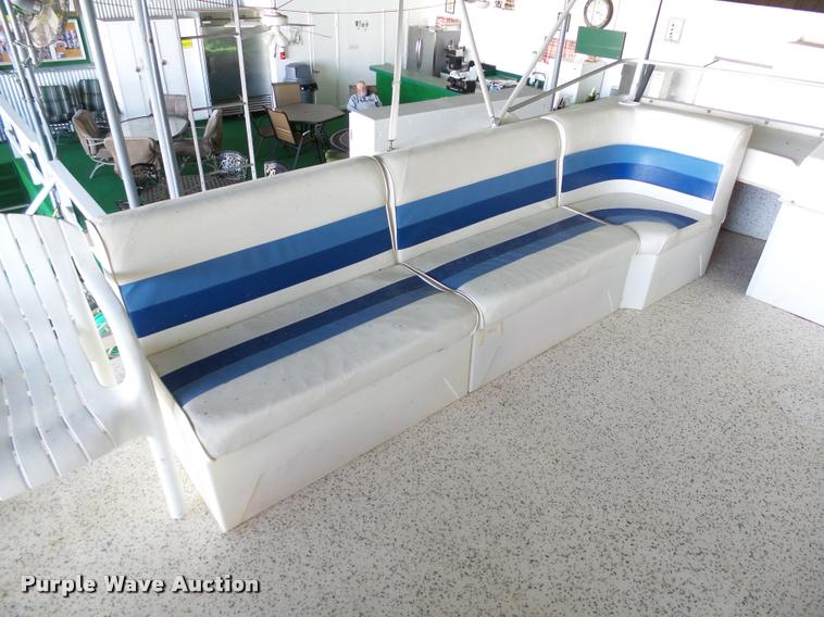 image for item DB4659 1983 Gibson house boat