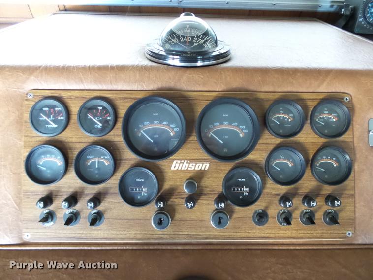 image for item DB4659 1983 Gibson house boat