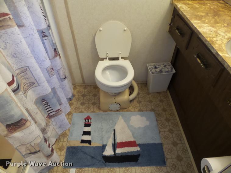 image for item DB4659 1983 Gibson house boat