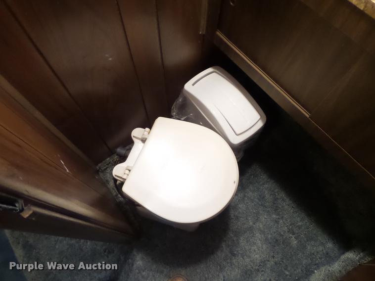 image for item DB4659 1983 Gibson house boat