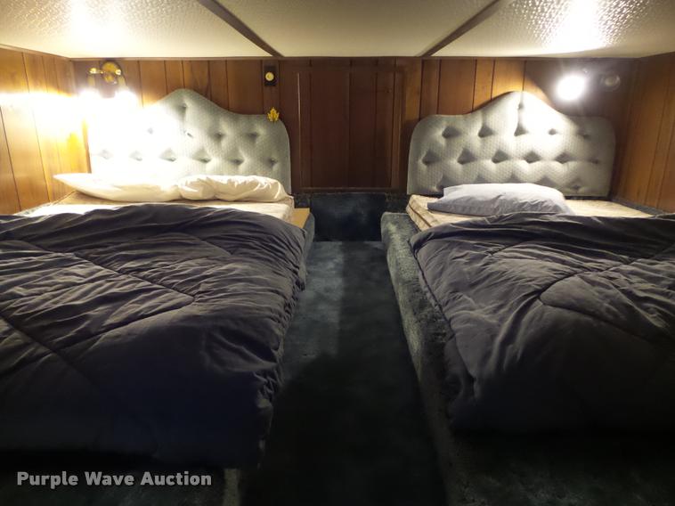 image for item DB4659 1983 Gibson house boat