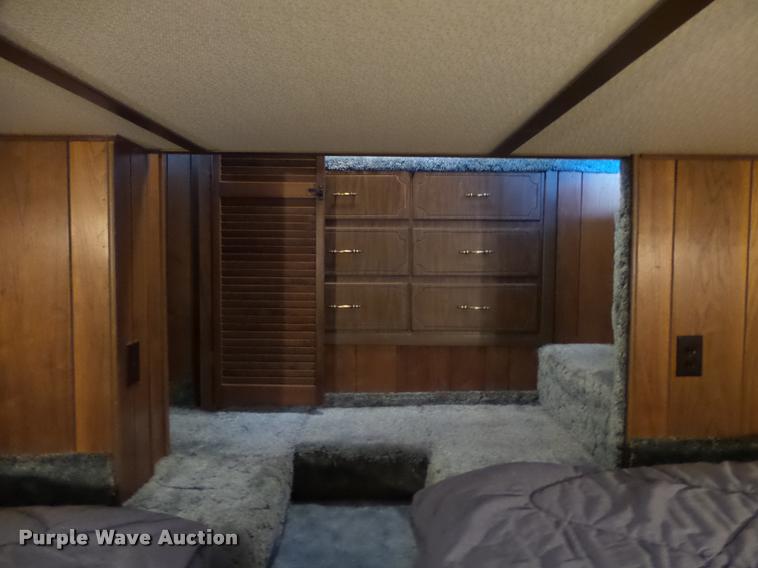 image for item DB4659 1983 Gibson house boat